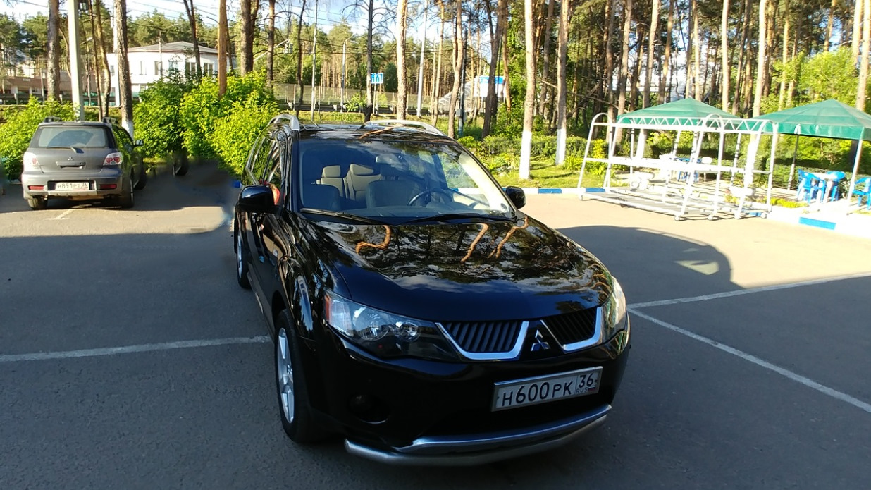 Mitsubishi Outlander XL 2.4 бензиновый 2008 | Честный Эйб на DRIVE2