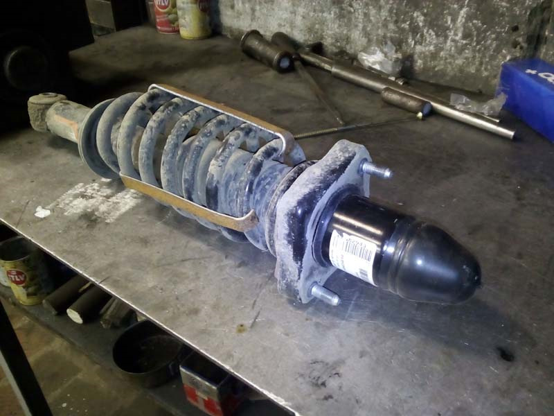 Металлический скрип в задней подвеске