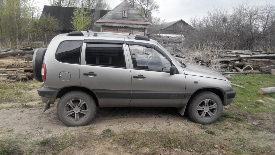 Chevrolet Niva 2007 рейлинги