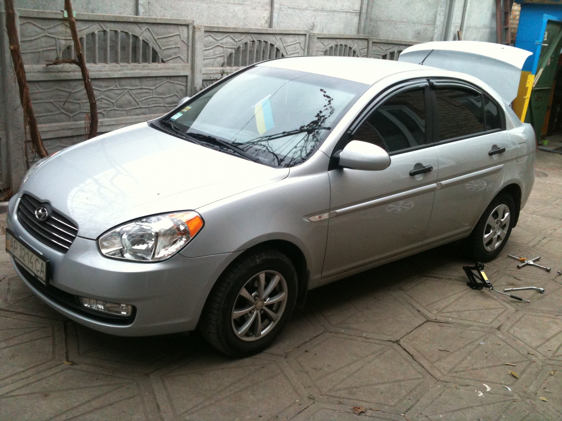 Верна ru. Дисков Hyundai Verna 2008. Hyundai Verna колеса.