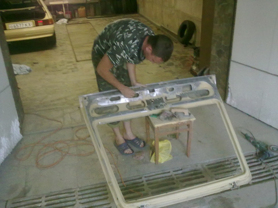 шейвинг багажника! — Москвич 2141, 1,8 л, 1990 года | тюнинг | DRIVE2