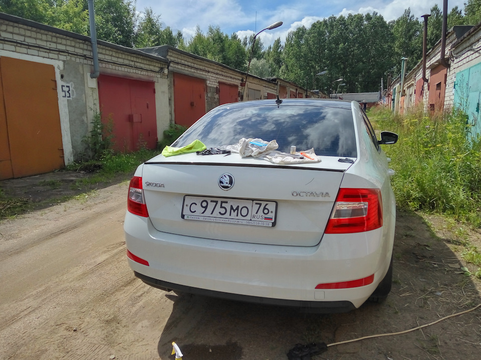 Большая белая становится черно-белой — 2 — Skoda Octavia Mk3, 1,8 л ...