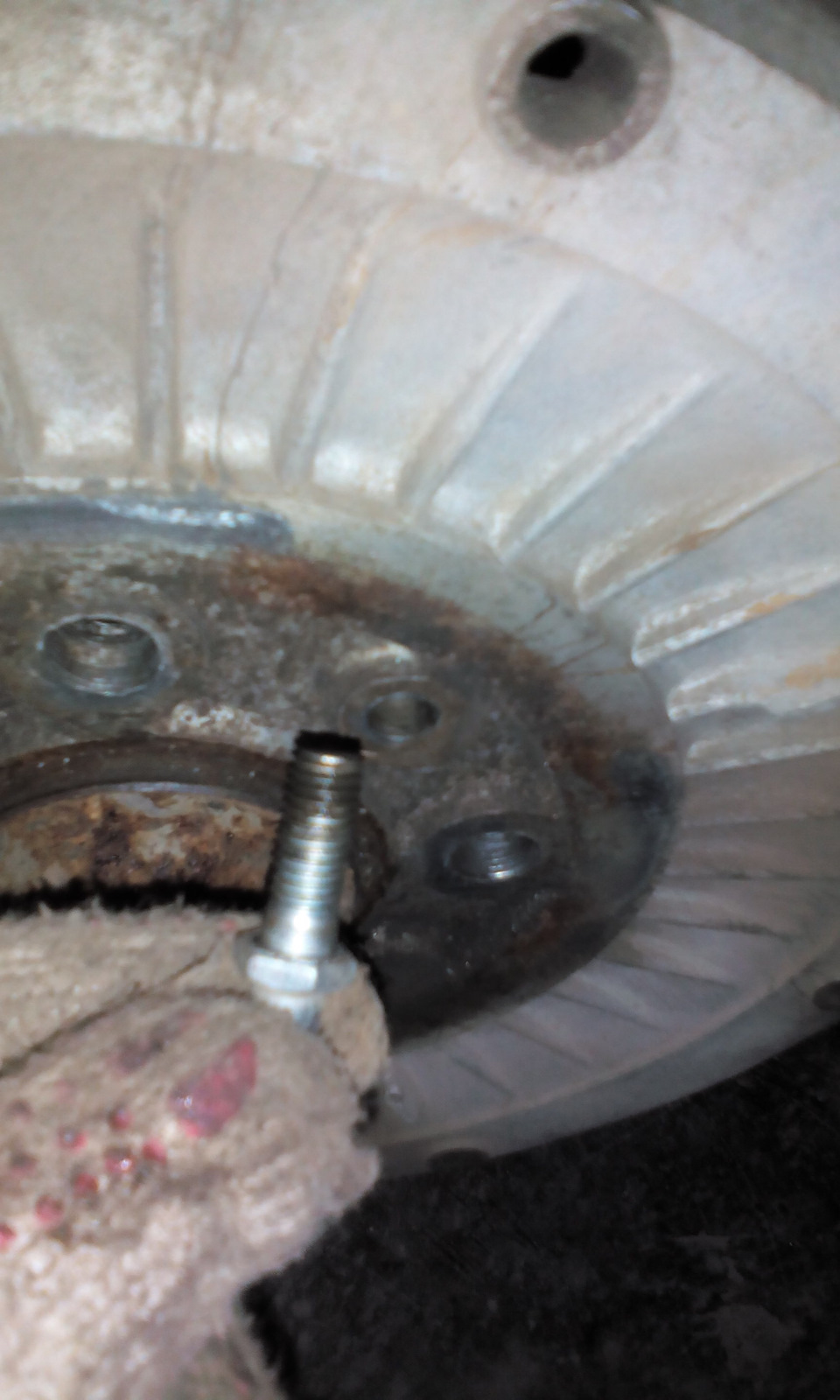 Скрежет при торможении — Lada 21074, 1,6 л, 2008 года | своими руками ...