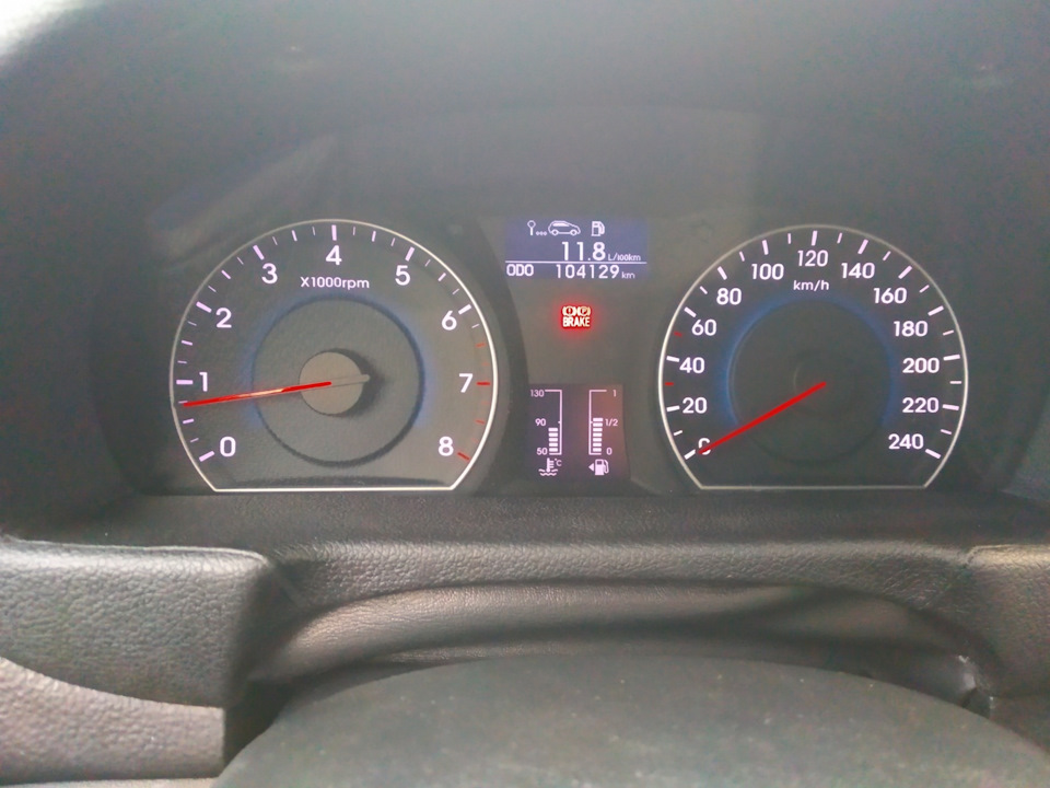 Перетяжка козырька приборной панели на Hyundai Elantra HD J4 — Hyundai ...