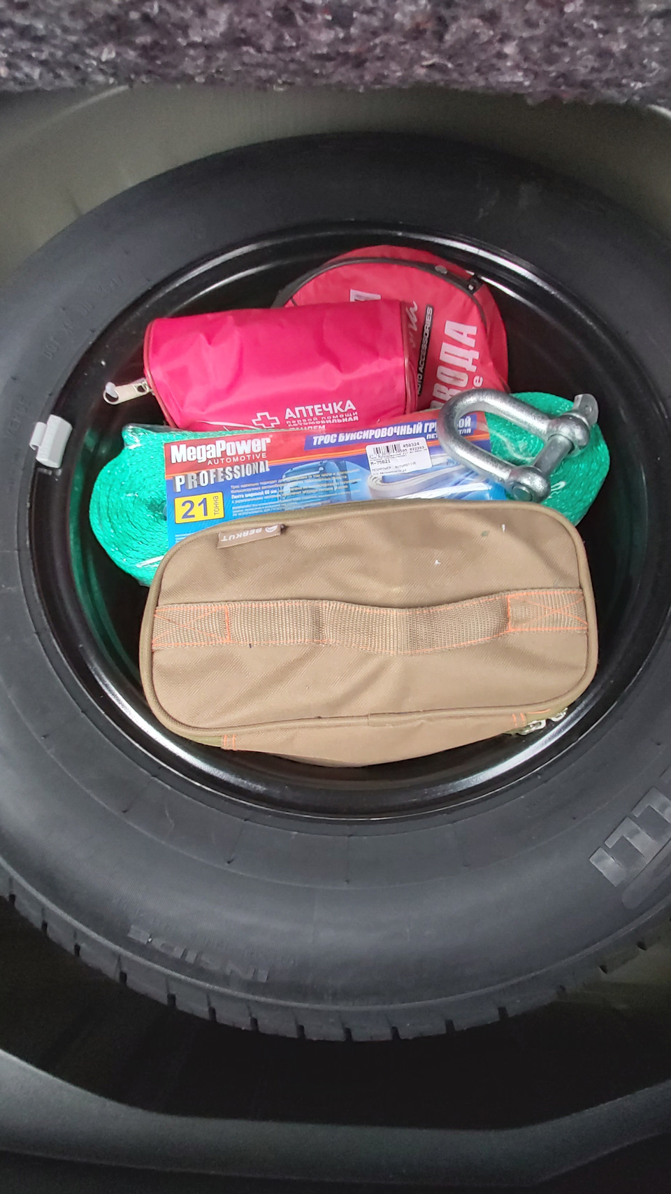 Что у нас в кармашшшке — Lada XRAY, 1,8 л, 2019 года | аксессуары | DRIVE2