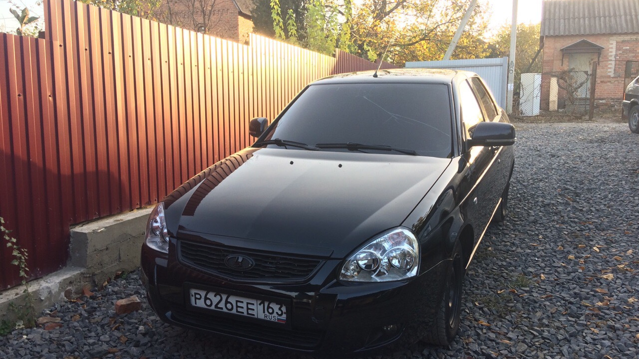 приора 1 и 2. соната lada приора-2. приора 2 омск. приора 2 седан серебристая антихром.