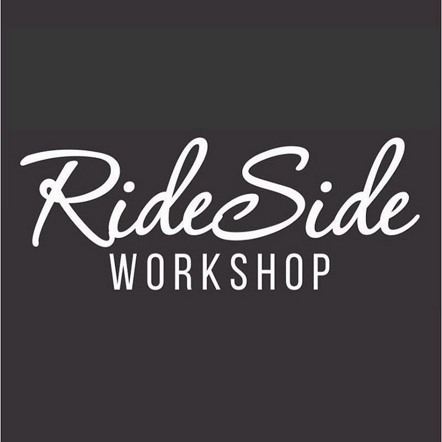 Ride side. Ride side. Ride side. Мотоциклист на пляже. Ride side.