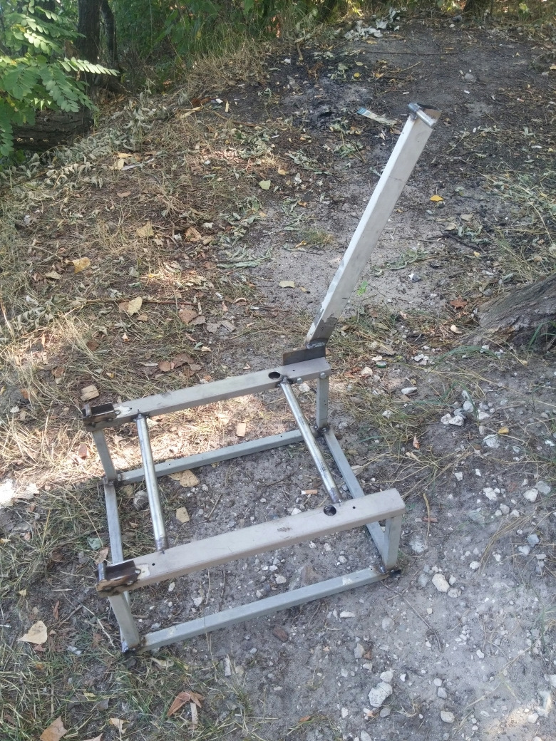 Подставка под сиденье — Citroen Berlingo (2G), 1,6 л, 2012 года ...