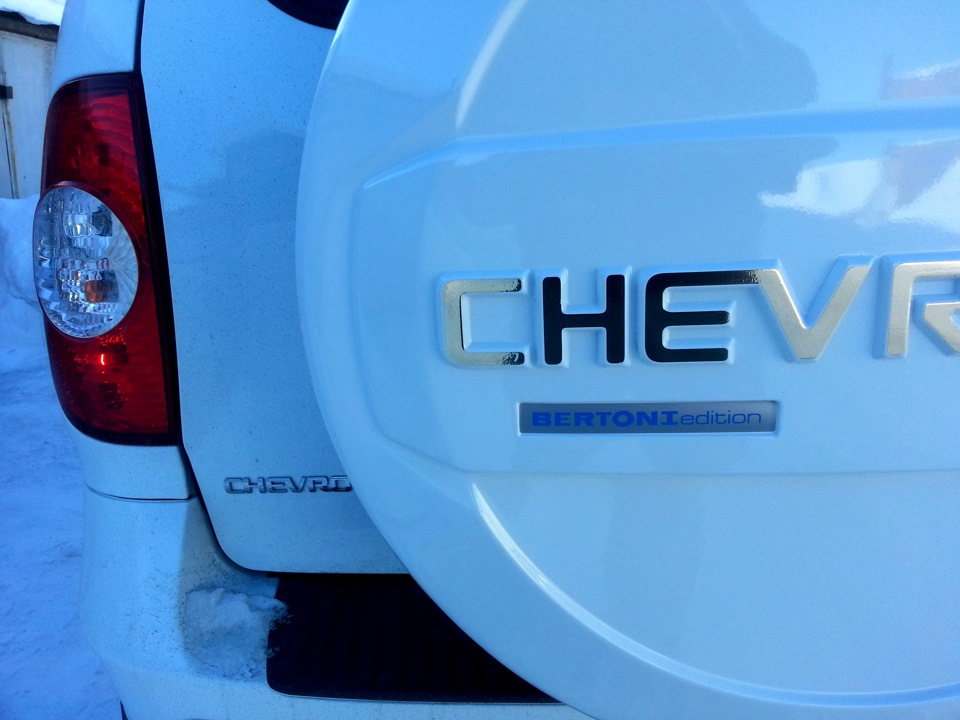 Чехол на колесо — Chevrolet Niva (1G), 1,7 л, 2012 года | аксессуары ...