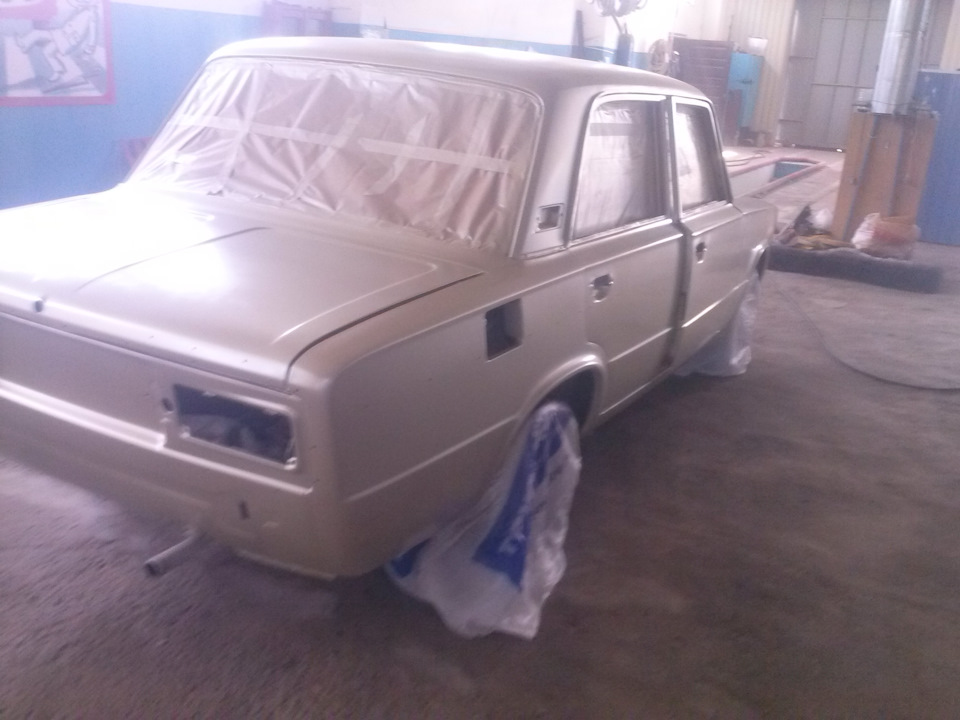 ну а потом лак — Audi 100 (C3)