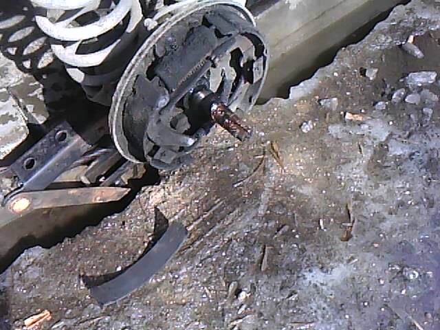 Ремонт задних тормозов. — Lada Ока 11113, 0,7 л, 2002 года | своими ...