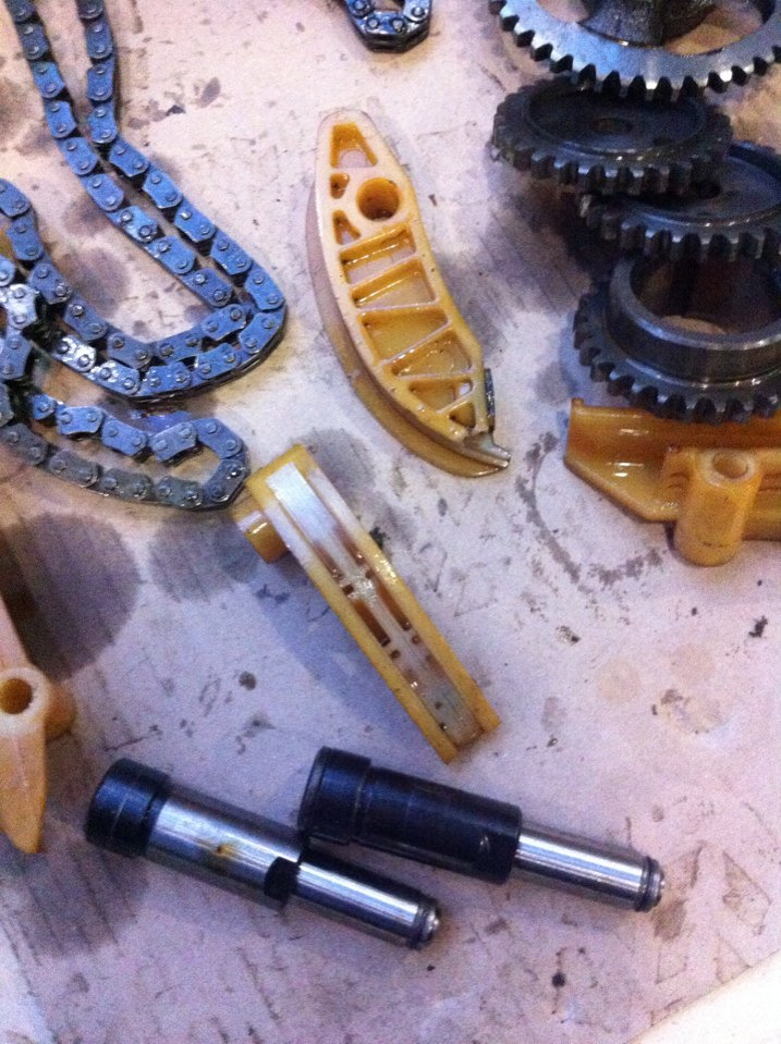 32 т.км пробега — гидрокомпенсаторы, цепь! — УАЗ Patriot, 2,7 л, 2015 ...