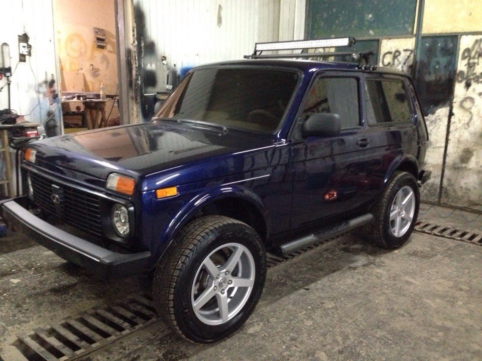 Нива 21213 для бездорожья. Ваз 2121 нива урбан. Переделка ваз 2121 в 21213. Переделка ваз 21213. Нива урбан цвет персей.