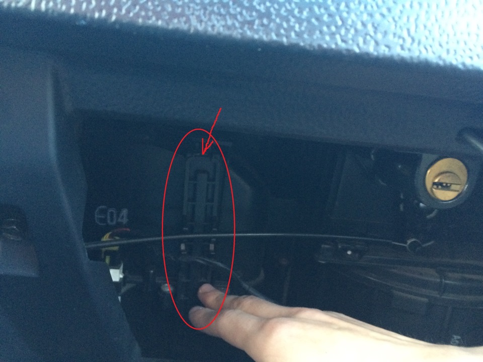 Замена салонного фильтра — Hyundai Getz, 1,6 л, 2005 года | расходники ...