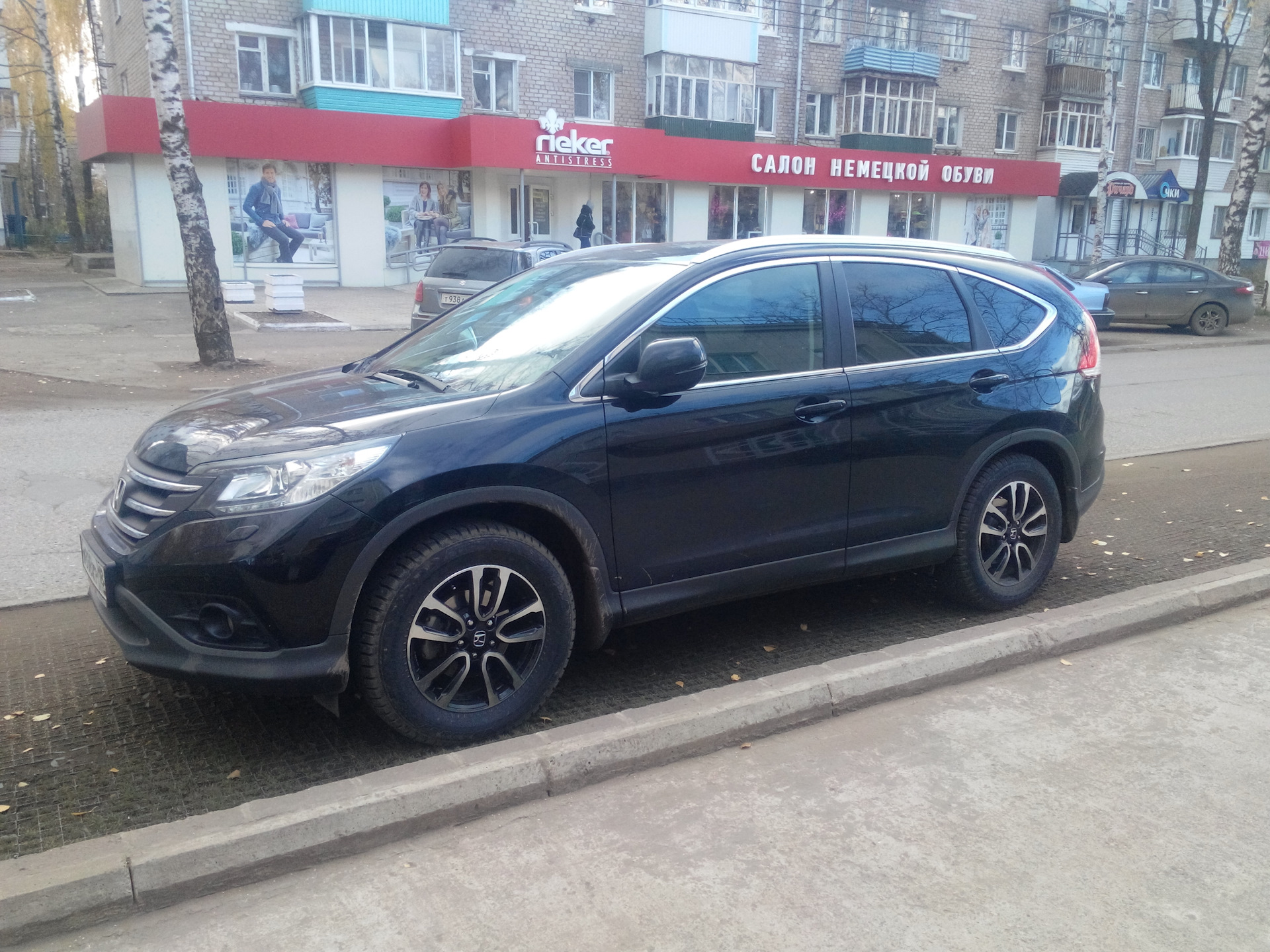 бьет током — Honda CR-V (RM), 2 л, 2014 года | электроника | DRIVE2