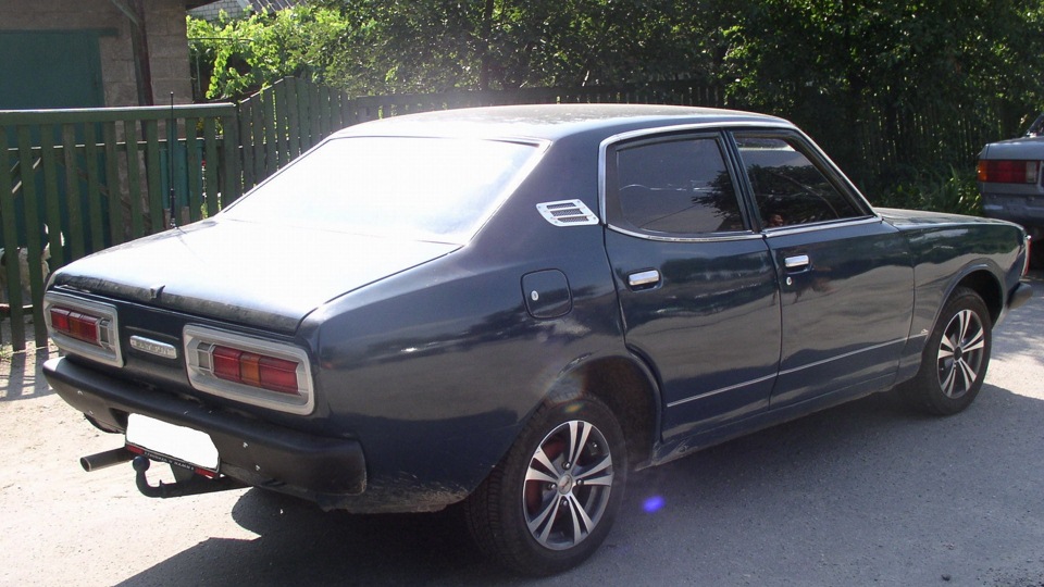 Nissan Bluebird 610