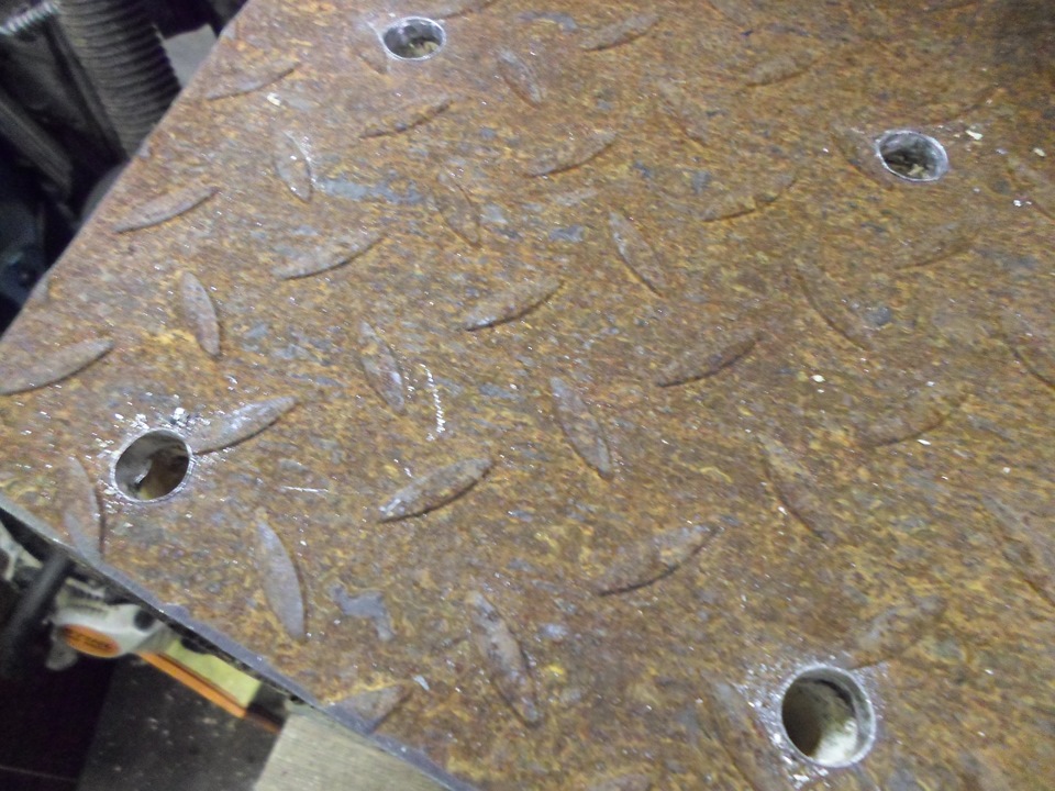 bcf1944s 960 Как крепить тиски к верстаку