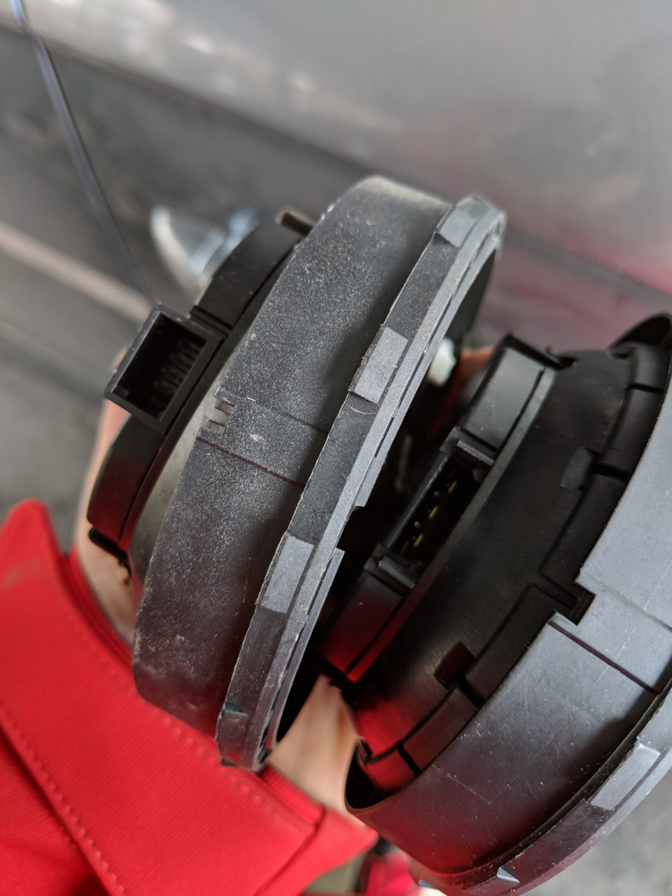 Замена моторчиков в боковых зеркалах — Audi Q7 (1G), 3,6 л, 2007 года ...