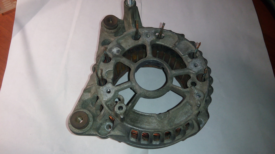 С корпусом. — Volkswagen Golf Mk4