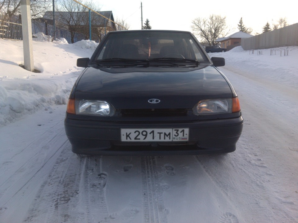 Заменил лампочки в габаритах на кукурузы — Lada 2114, 1,6 л, 2008 года ...