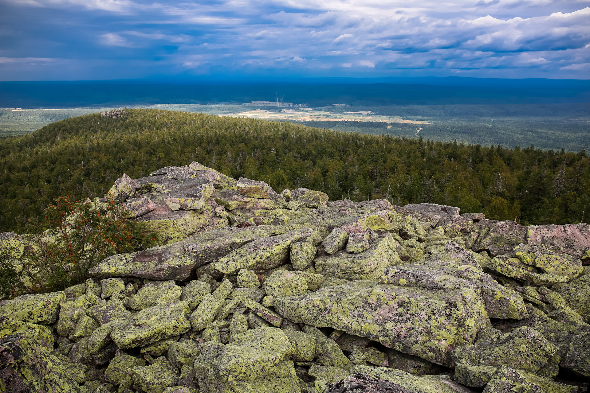 Камни пермского края фото и названия