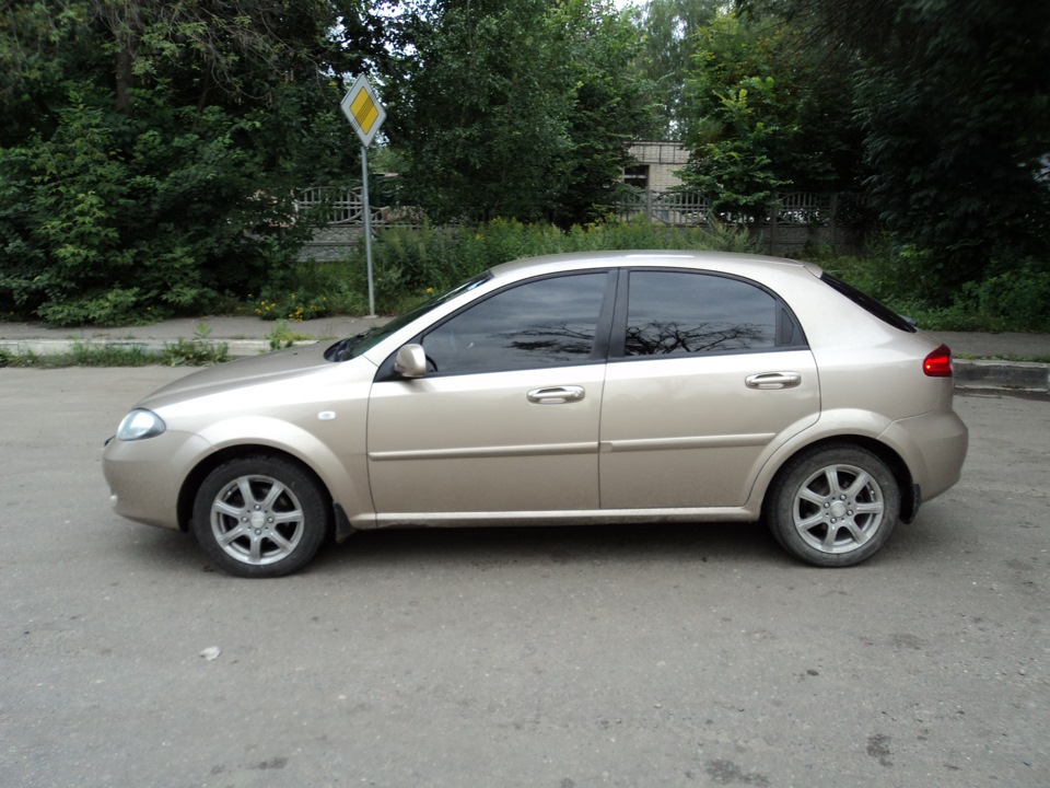 Chevrolet Lacetti 5d 1 4