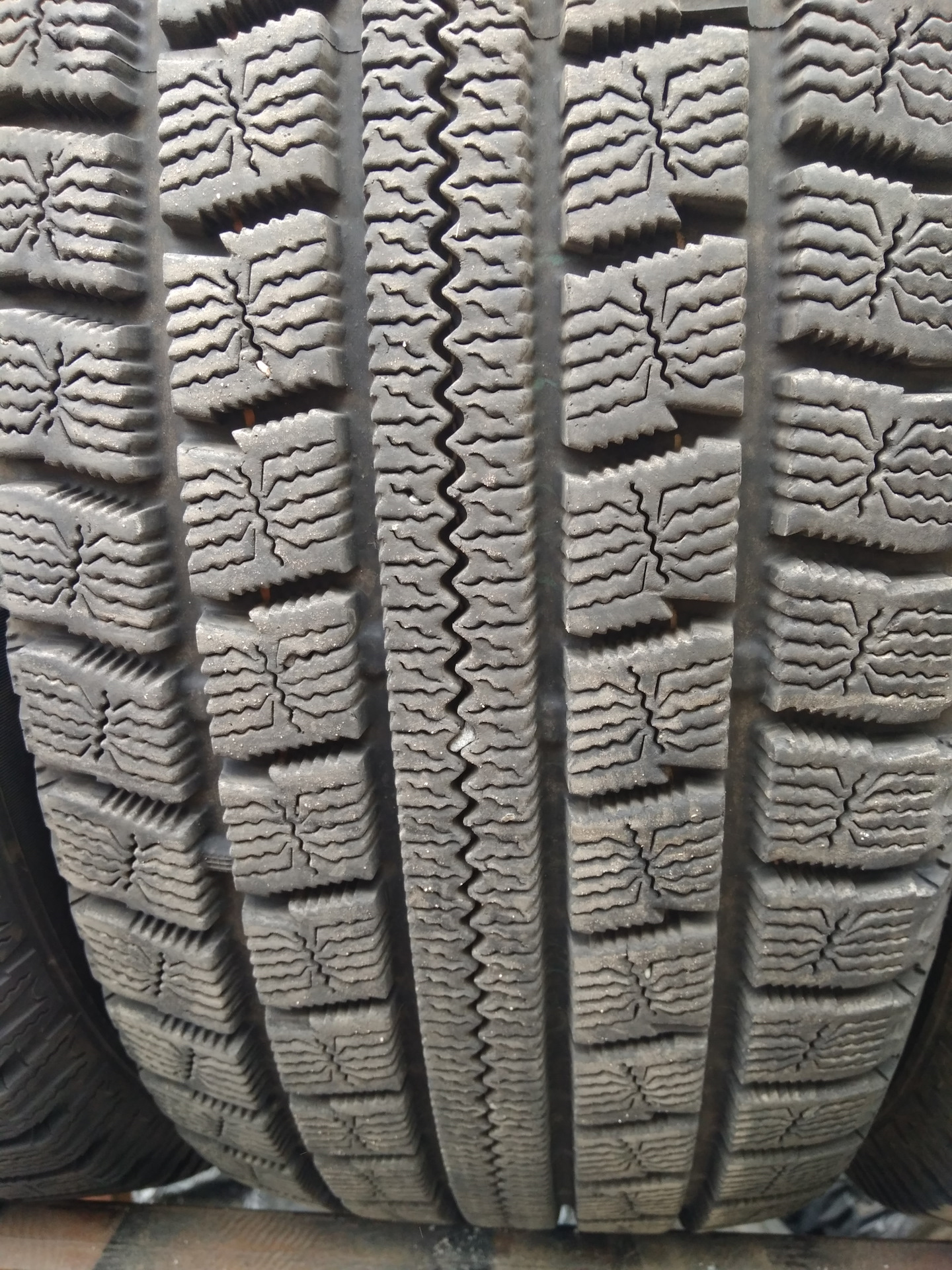 Нитто винтер. Nitto sn2 Winter. 225 65 17 Nitto sn2. Nitto sn3 Winter. Nitto SN 2 Winter 225/45 r17.