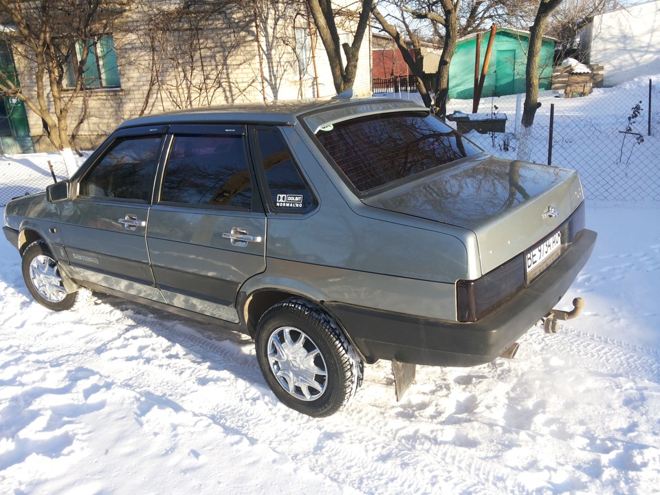 Ваз 2109 мускат. Ваз 2109 цвет электрон. 310 валюта. Ваз 2109 1987. Ваз 2109 валюта.