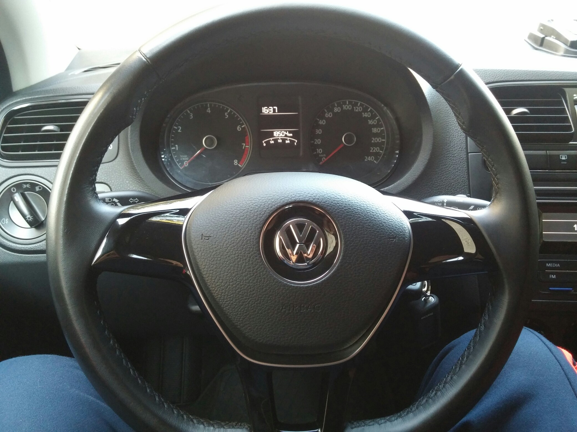 Руль VW Polo sedan 2015