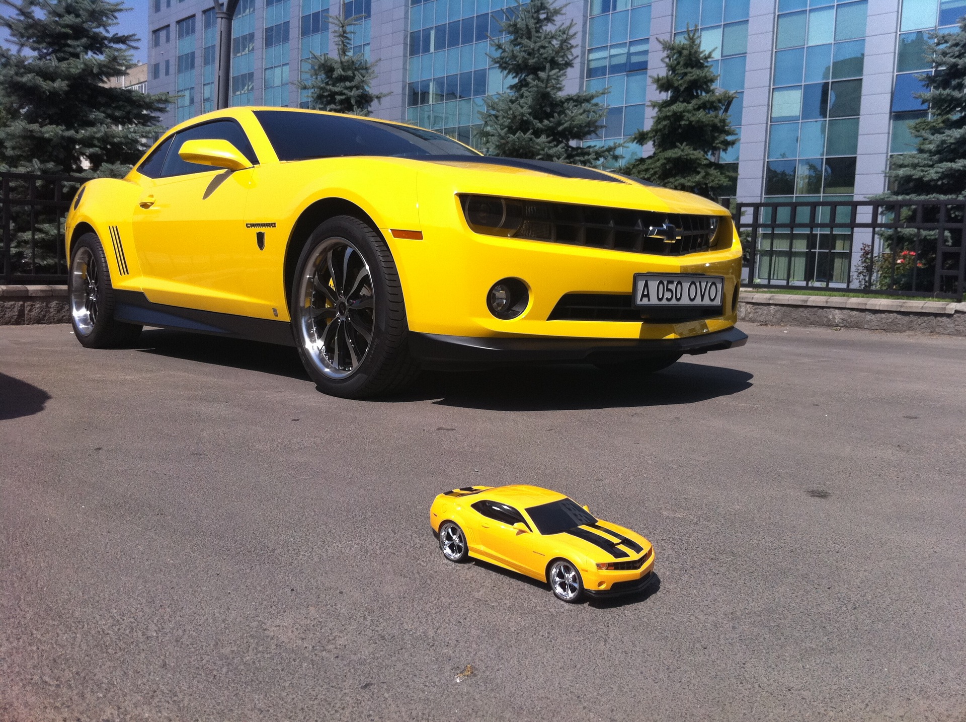 Chevrolet Camaro 2022 Bumblebee