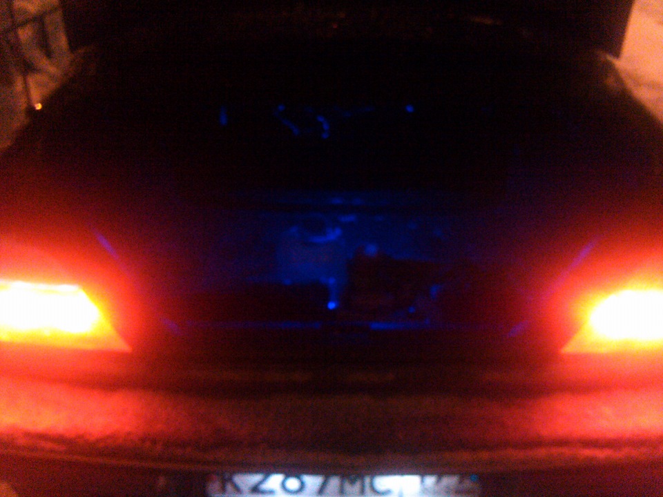 подсветка в ноги .замена лампочки в люстре и подсветка в багажнике 3 ...