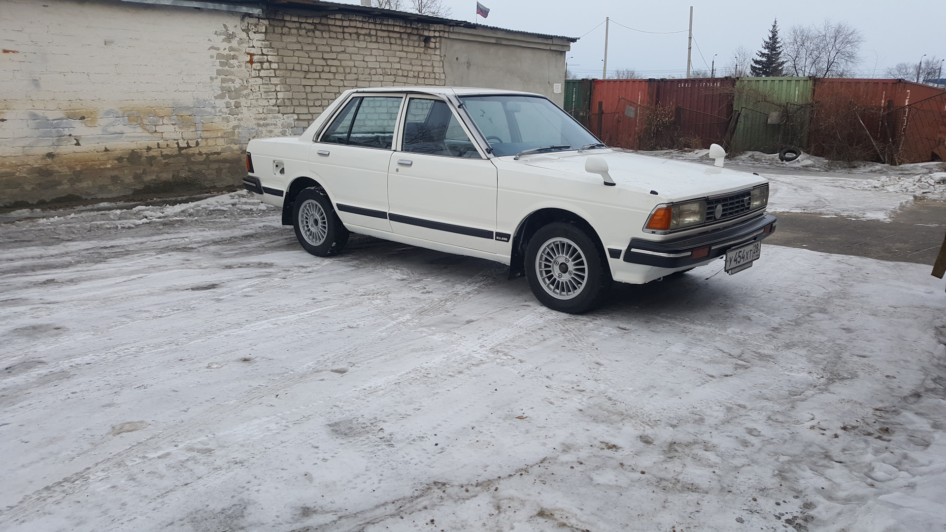 Nissan Bluebird 1977