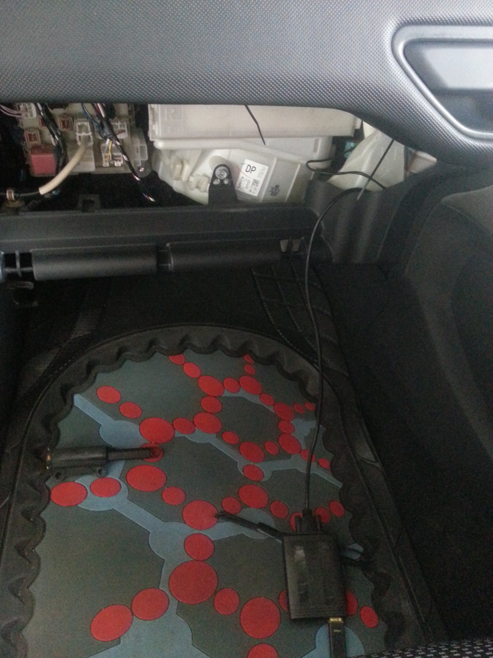 Подключение туманок и замена лампочек на Koito H11 — 1000w. — Toyota ...