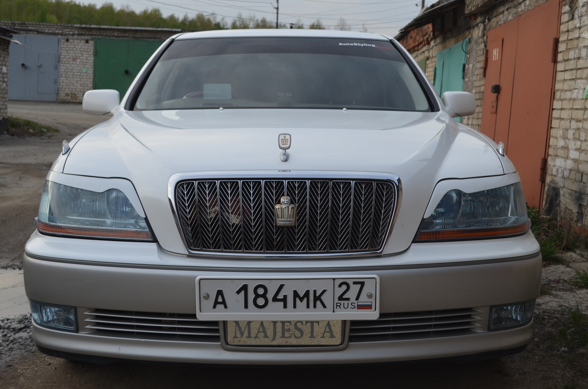 Toyota Crown Majesta 3.0 at,