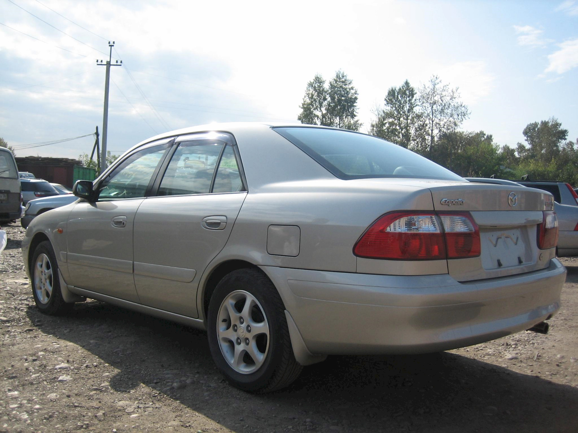 Мазда 626 капелла. Мазда капелла 626. Mazda 626 Capella. Мазда 626 Capella. Диамантия машина.