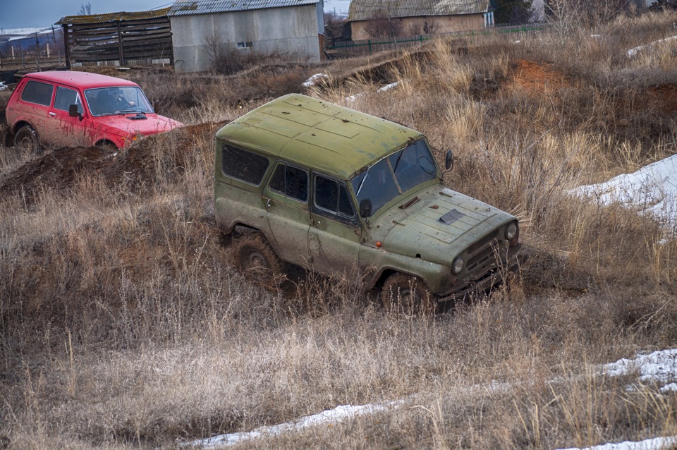 Покатушка 4х4 зелёный УАЗ