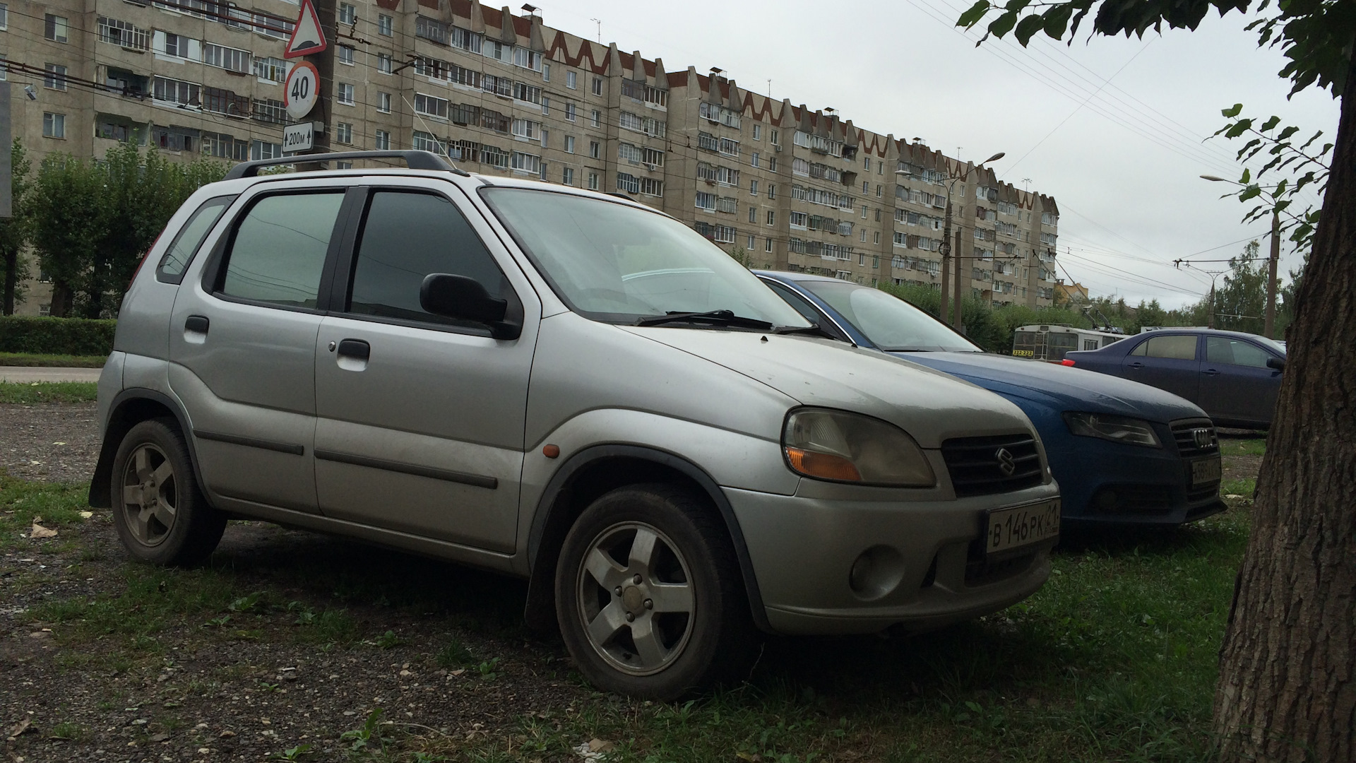 Suzuki ignis 2001. Судзуки старые модели. Сузуки игнис 2001г. Сузуки игнис 2001г. Suzuki ignis 2001.