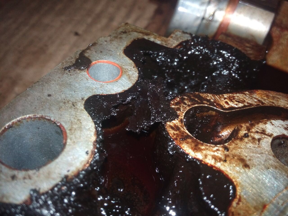 И сново про вентиляцию картера — Volvo XC90 (1G), 2,5 л, 2013 года ...