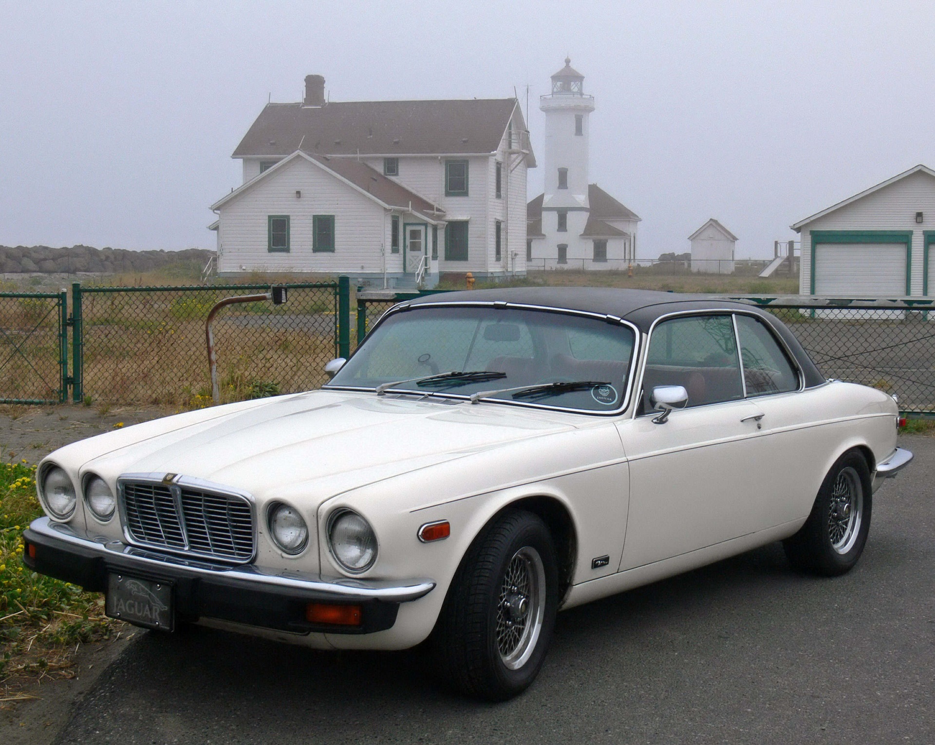 1975 Jaguar xj6 Coupe