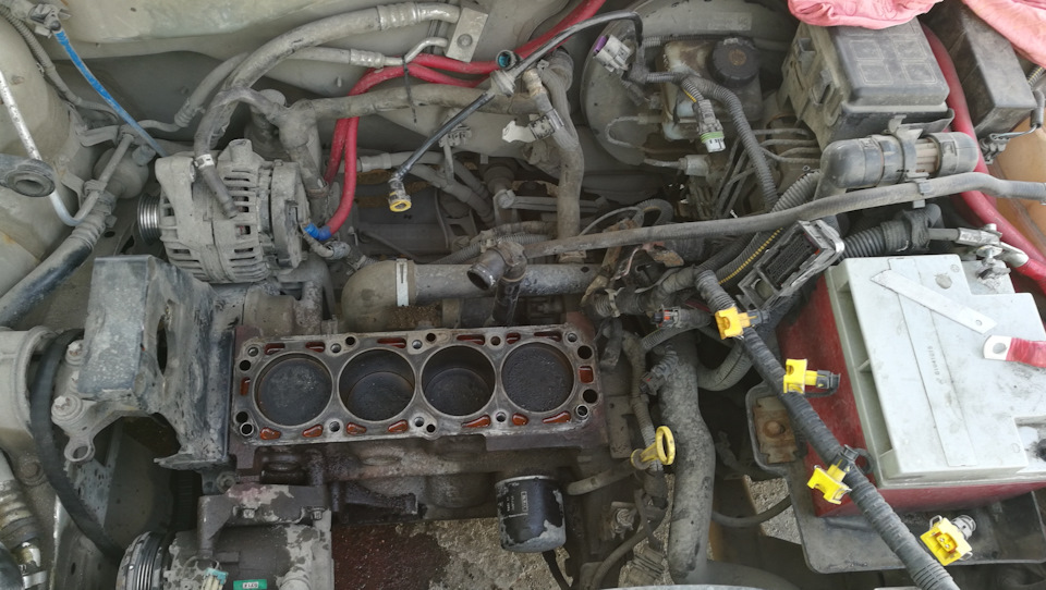 Замена масло съёмных колпачков — Opel Astra G, 1,6 л., 2000 года ...