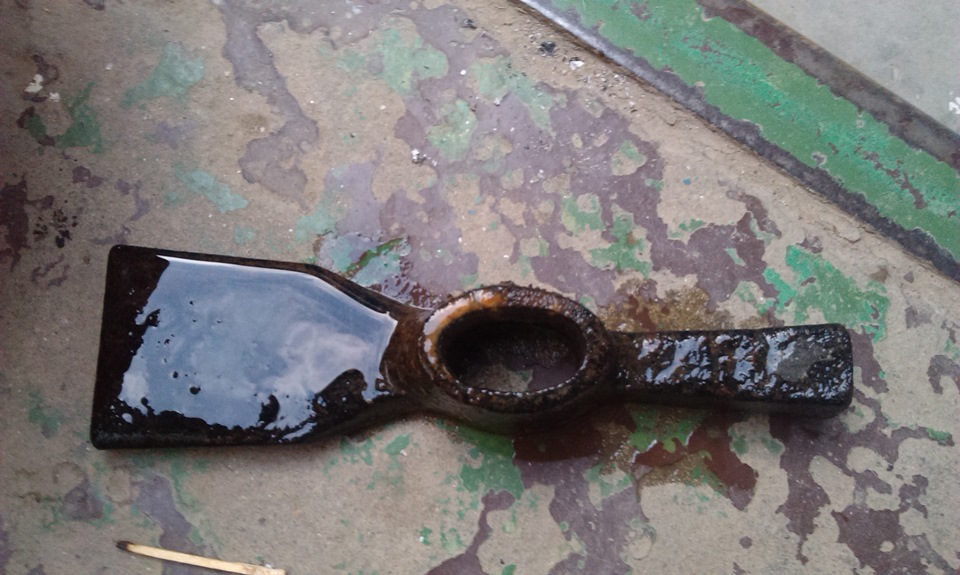 Удаление ржавчины электролизом(проба) — Lada 2109, 1988 года | кузовной ...