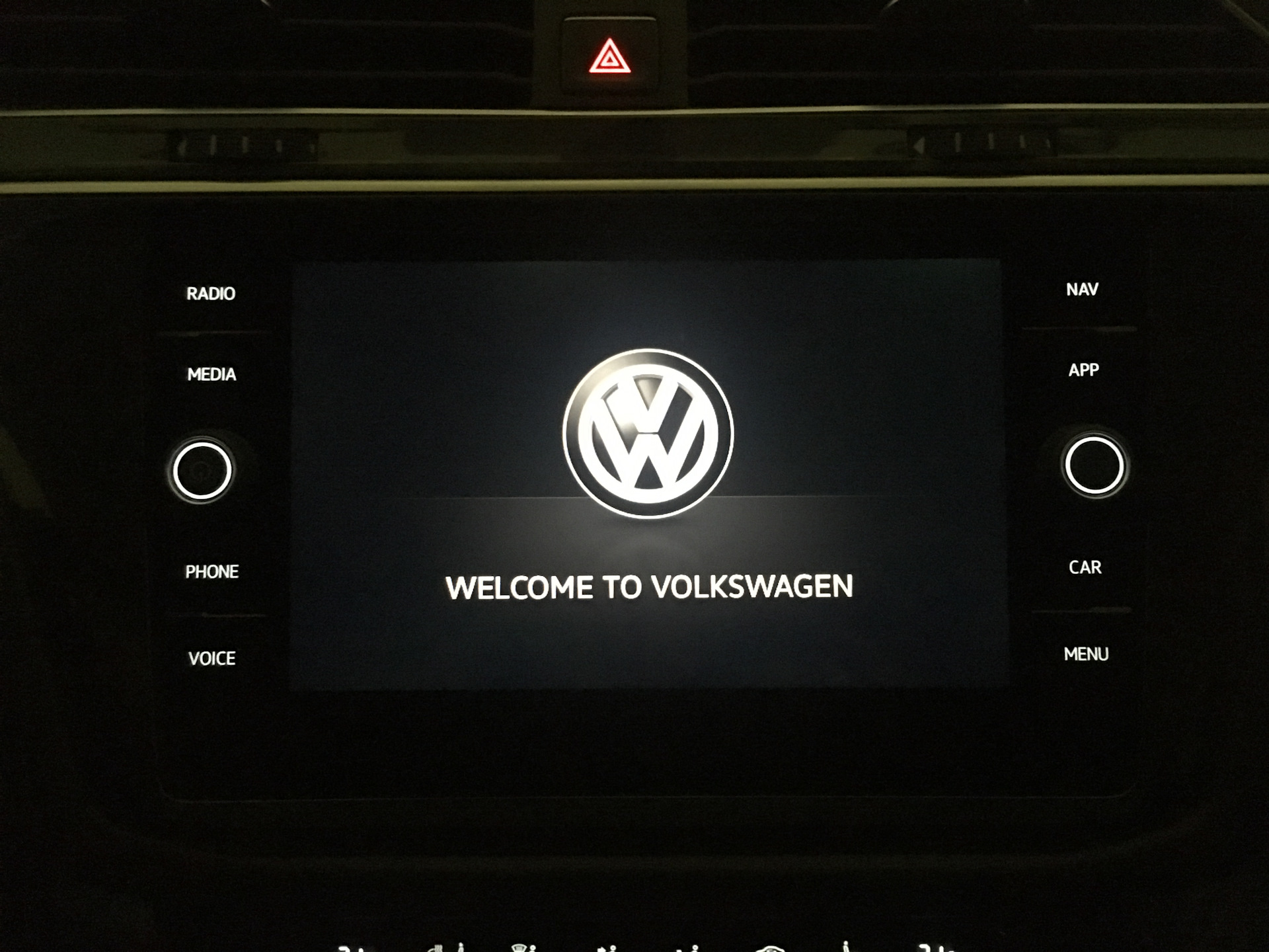 Прошивка mib. MIB 2.5 Tiguan. Mib2 на Volkswagen. Mib1 Tiguan NF. Discovery Media Китай Tiguan 2013.