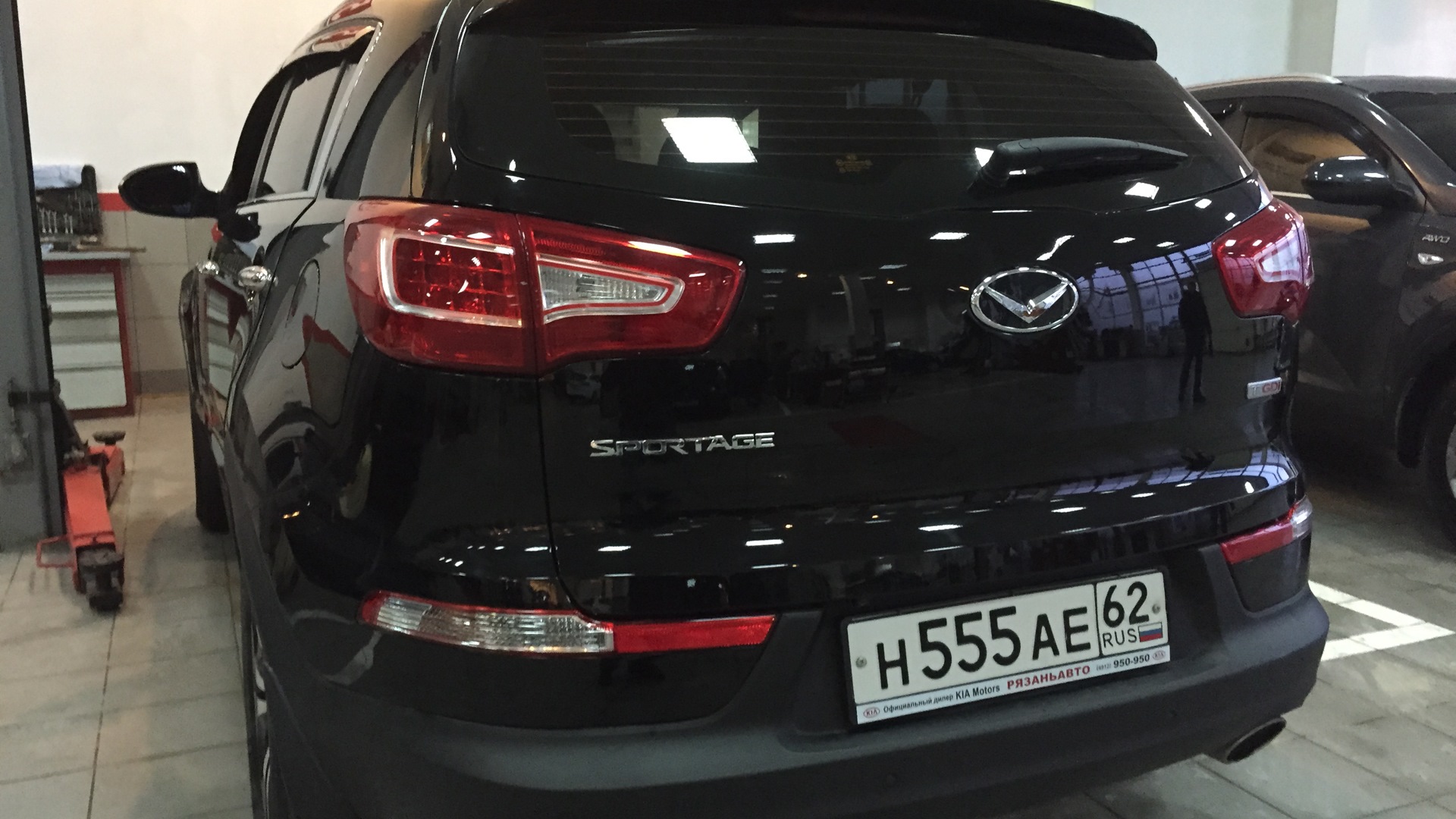 Шильдики спортейдж. Шильдик Киа Спортейдж 3. Шильдик Kia Sportage 3. Шильдик Kia Sportage 3 Black. Черные шильдики Киа Спортейдж 4.