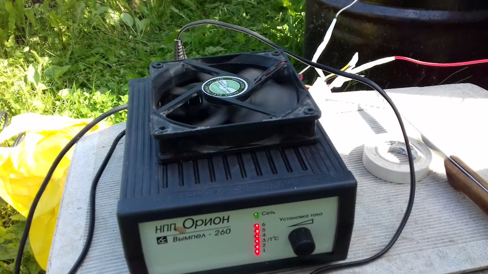 Попытка отчистить от ржавчины бочку 200л электролизом. — DRIVE2