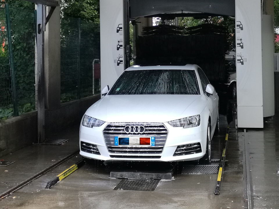 Фото в бортжурнале Audi A4 (B9)