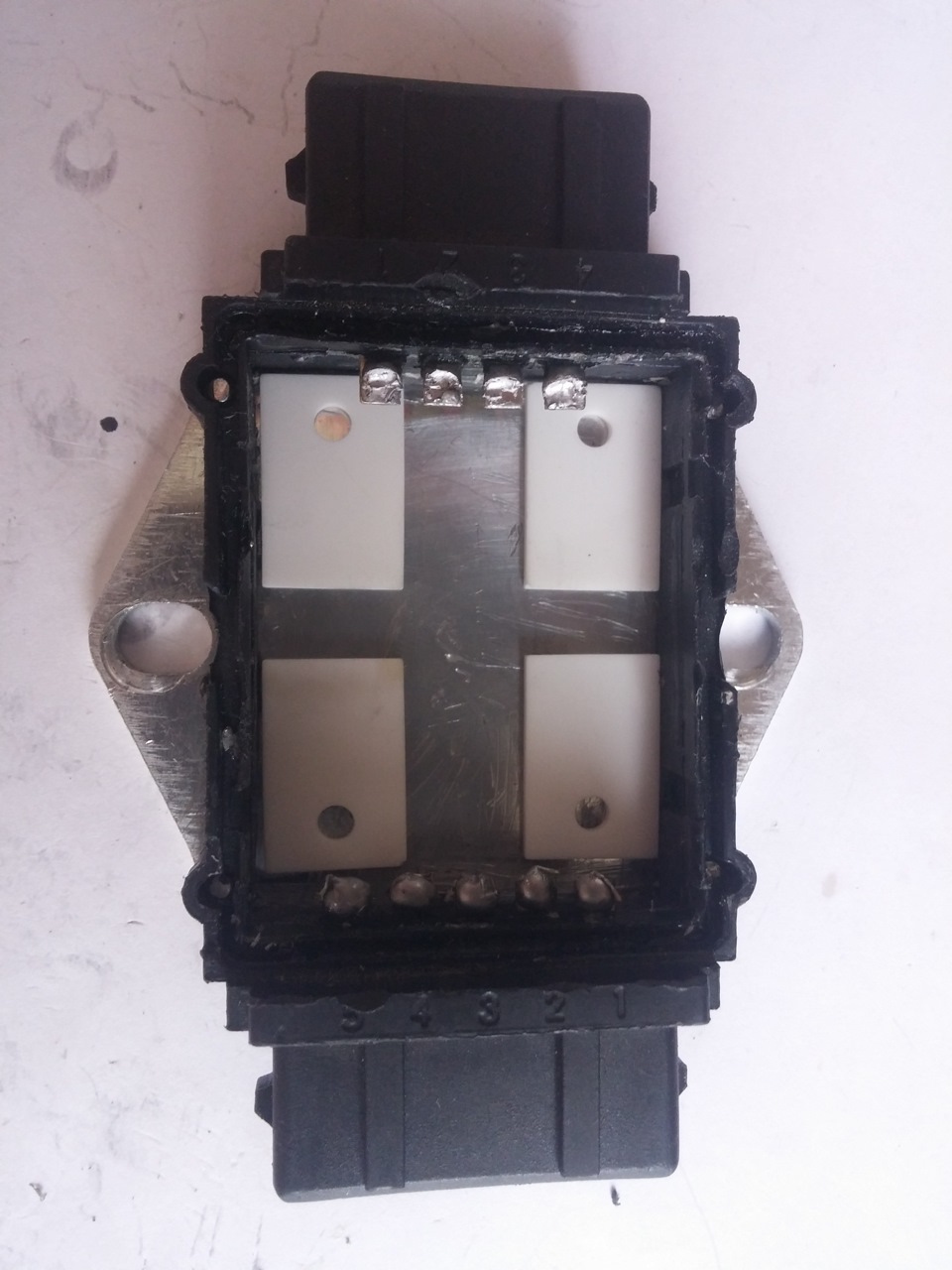 Сгорел коммутатор — Audi A4 (B5), 1,8 л, 2000 года | электроника | DRIVE2