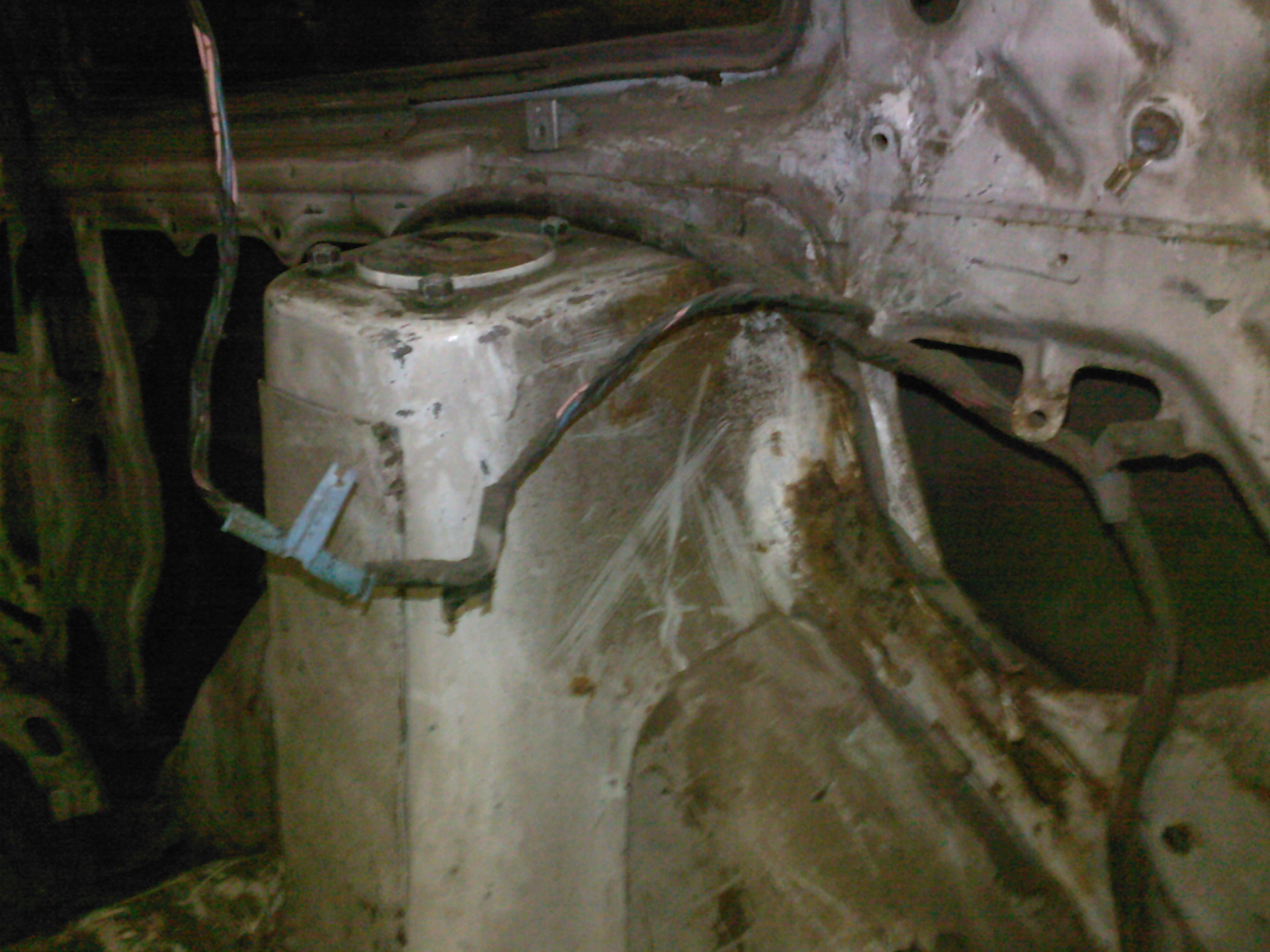 body welding - Toyota Corolla 16 liter 1992