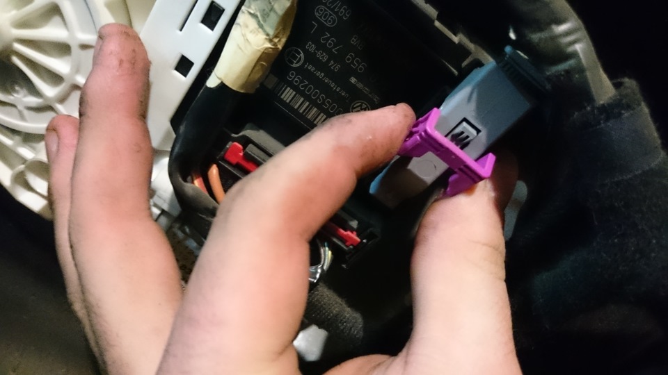 Подсветка околодверного пространства Jetta Mk5 — Volkswagen Jetta V, 2 ...