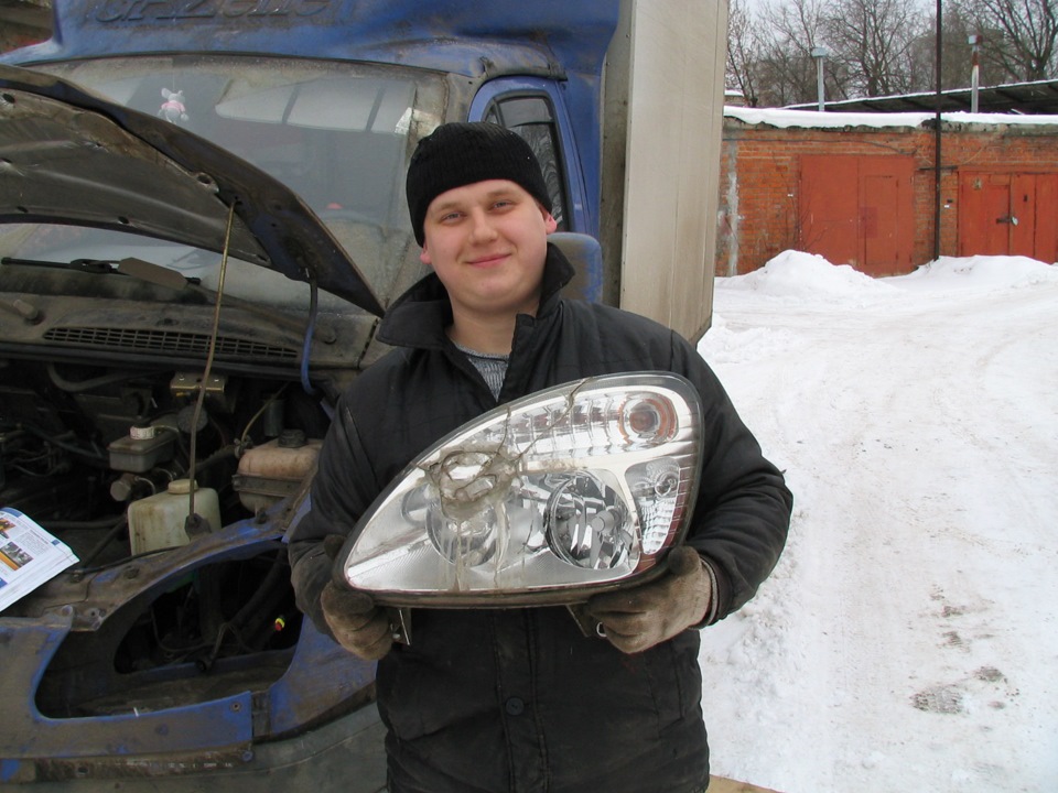 замена стекла фары — ГАЗ Газель, 2,5 л, 2007 года | плановое ТО | DRIVE2