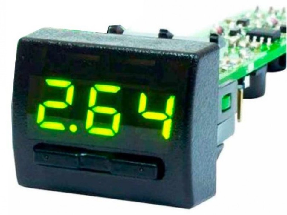 Бортовой компьютер Multitronics UX-7 — Volvo XC70 III. Запчасти на фото: UX7